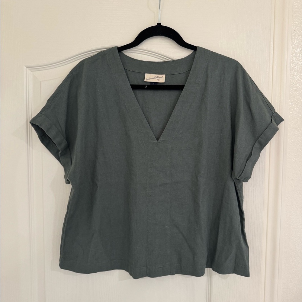 Casual V-Neck Green Top